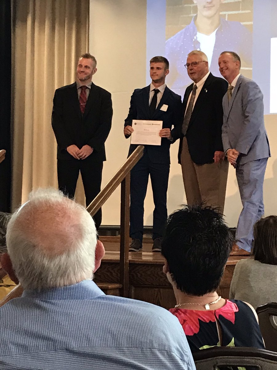 CoachRiggs7's tweet photo. Beyond proud of you BD!  @BenDelong4 

Recognized today as @NFFNetwork Joe Tiller Chapter Scholar-Athlete Nominee. 

Your hard work, sacrifice, and servant leadership will take you far! 

The model for how a STUDENT-Athlete can get it done in and out of the classroom! https://t.co/FsD3z1iFHA