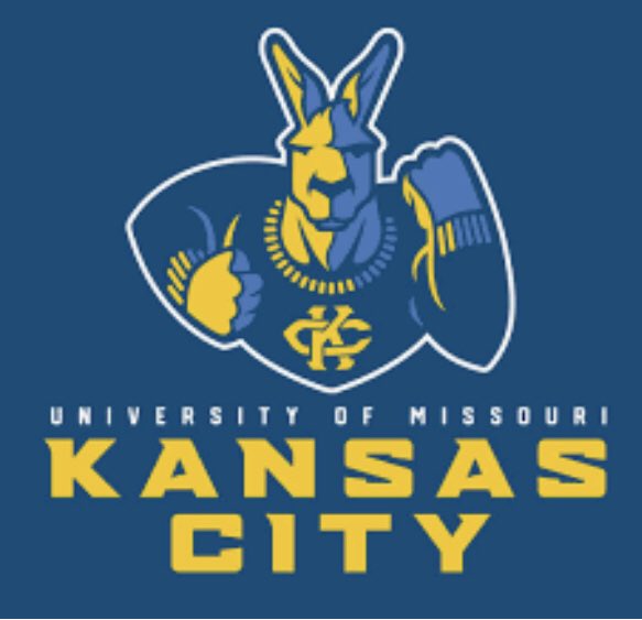 AaronAveri's tweet photo. I’m so grateful to receive an offer from UMKC. The coaches and players couldn’t have been better and I can’t wait to watch games and go to camps! Go Roos🤟@CoachJacie @KCRoos_WBB https://t.co/o4bR8d8CZO