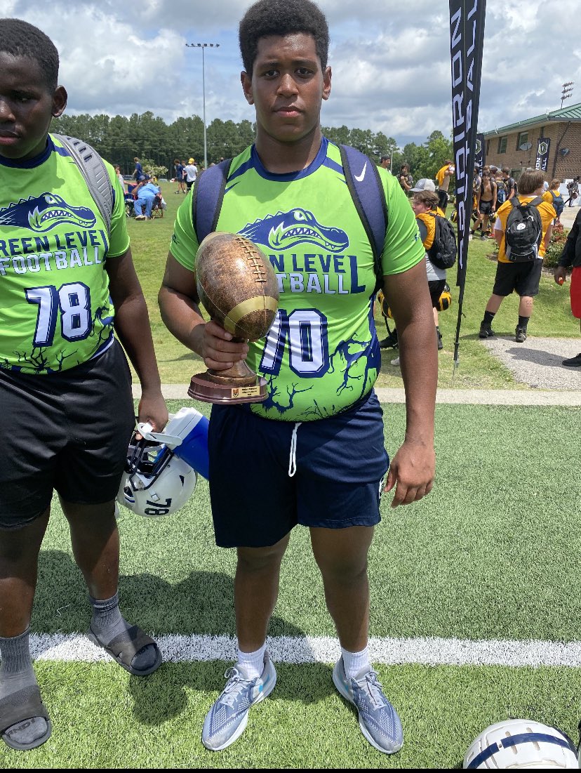 Earned MVP trophy at @NyfoRaleigh  Lineman 1 on 1’s thank you for the camp.
@tc3perform 
@G_L_FB_Media 
@G_L_FOOTBALL 
@G_L_ATHLETICS