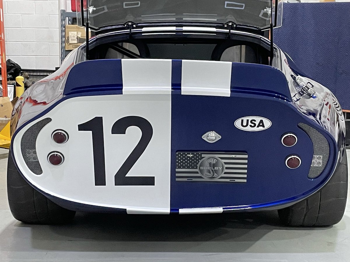 express_main's tweet image. She’s a beauty! @FactoryFive #daytonacoupe #ShelbyCobra
