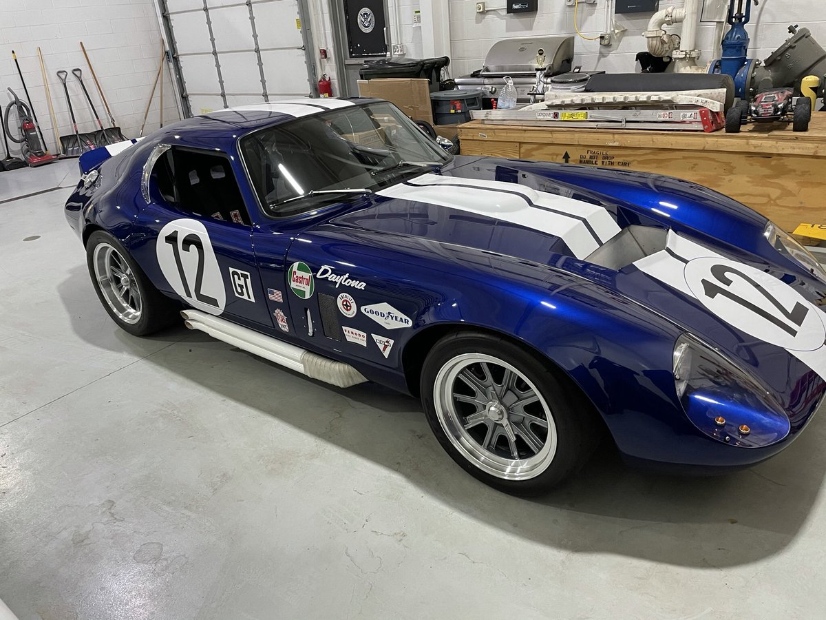 express_main's tweet image. She’s a beauty! @FactoryFive #daytonacoupe #ShelbyCobra