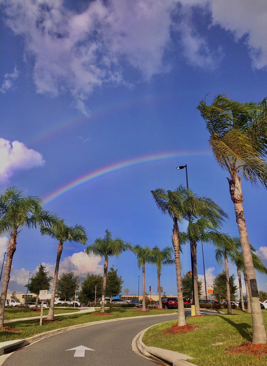 KateElliott41's tweet image. lil Florida double rainbow 🌈