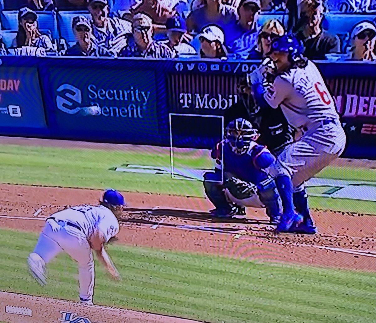 Inland_Sports's tweet photo. ➡️ The Cubs Jake Marisnick at the plate.
➡️ The Dodgers Austin Barnes behind the dish.
#RiversidePoly https://t.co/2CfO2NRsk2