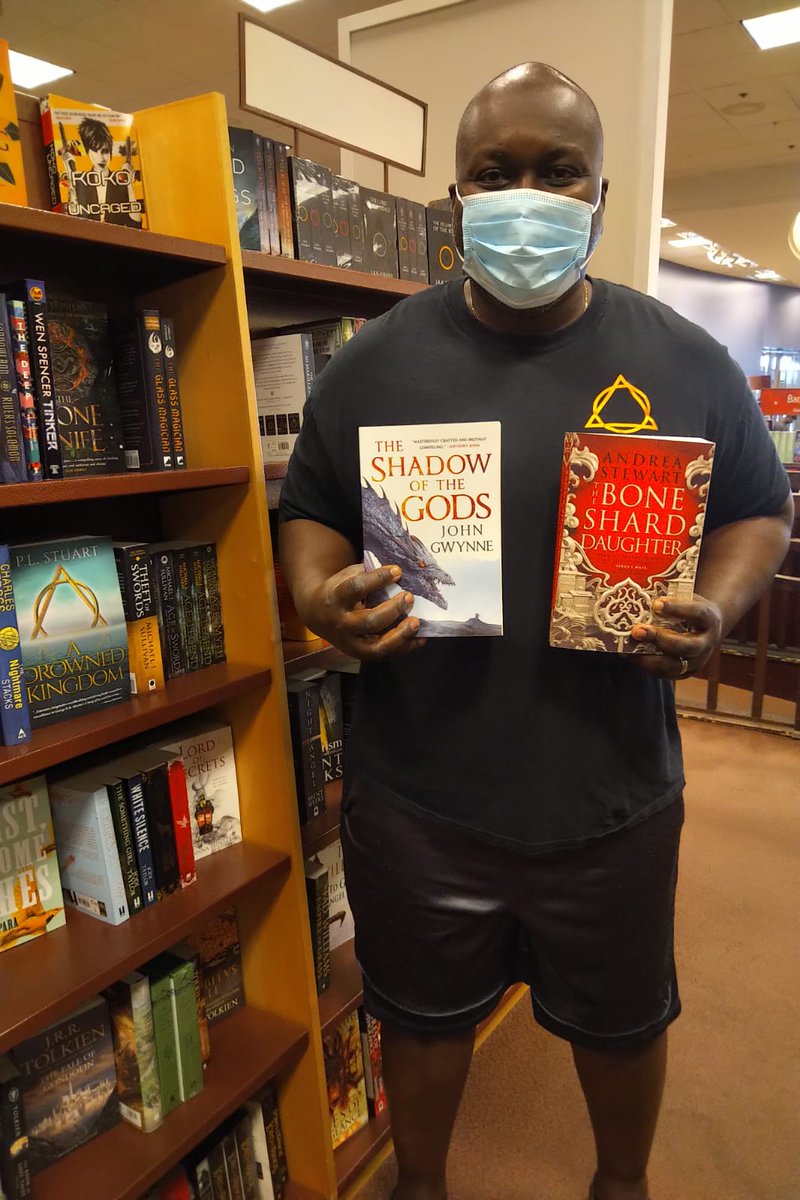 plstuartwrites's tweet image. Great to be back at local bookstores Windsor @chaptersindigo! Bought the work of two great writers @AndreaGStewart and @JohnGwynne_ ! You might recognize another book on the shelf nearby! #supportlocalbookstores
#WhatToRead #bestsellers 
#ShadowoftheGods #TheBoneShardDaughter