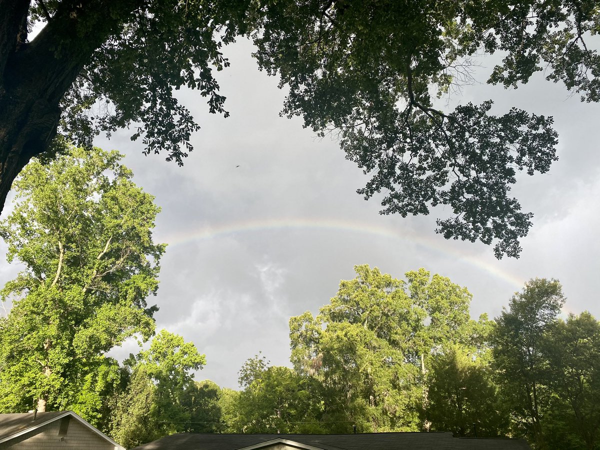 aepittman4's tweet photo. Gorgeous rainbow in Crestline Park tonight 🤍 @spann https://t.co/7Ja5DOfNM5