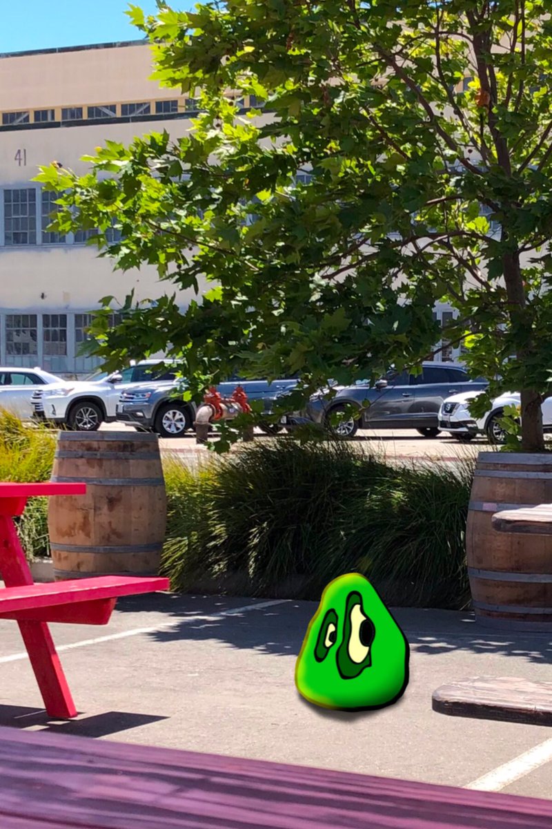 BayCryptids's tweet photo. Yesterday at #AdmiralMaltings in #alameda spotted a #cryptid. When it noticed I was taking its picture, it leapt into the back of a moving pick up truck that was driving by, as if it was is trying to escape. #baycryptid #creepy #arthursking #artistsontwitter https://t.co/FI5Ty9TUl4