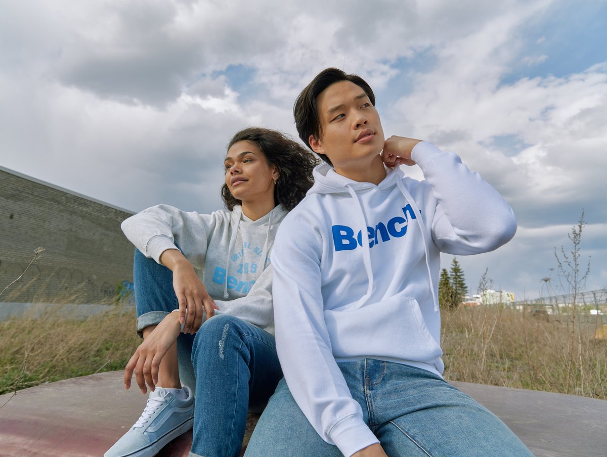 Find the perfect summer hoodie.
Online now.

#benchcanada #lovemyhood #hoodie #summer