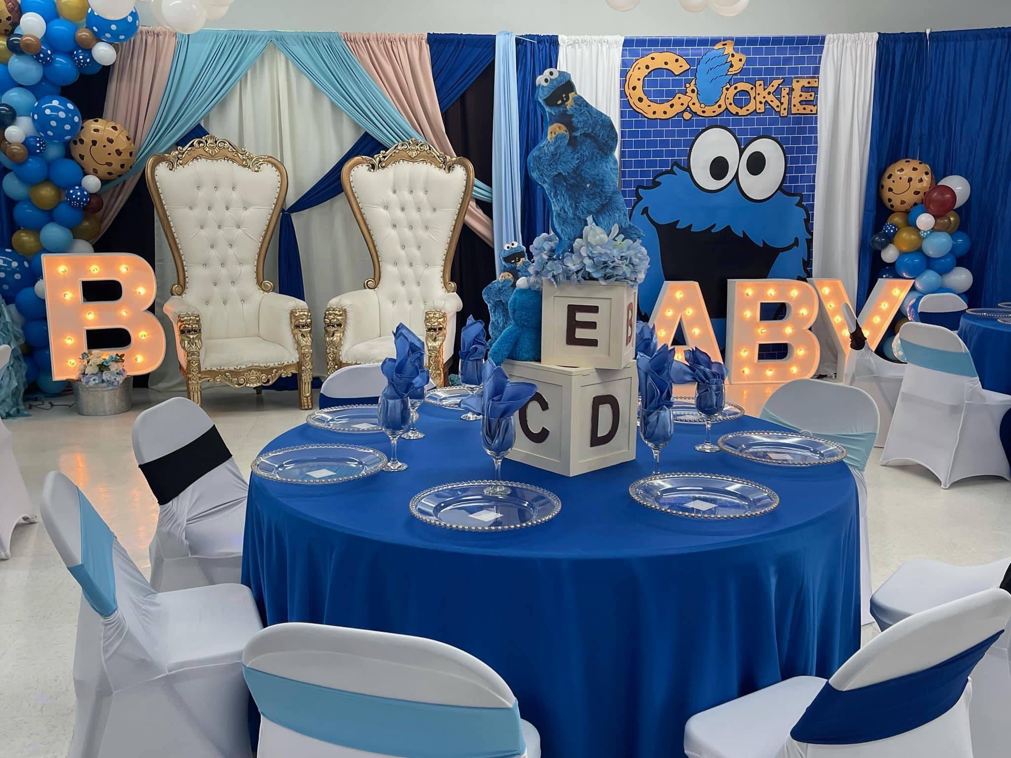 Cookie Monster Centerpiece & Table Setting I Decorated