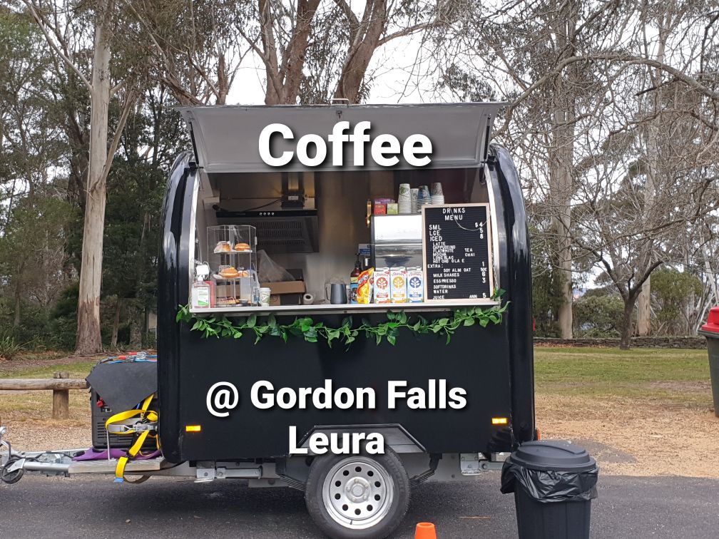 Hi twatter fam, if any of you live in the Blue Mountains I will be serving essential items (coffee and cake) at gorden falls Leura every day over the holidays. 

Things are pretty grim atm but I have already purchased stock so I don't have a choice but to stick it out.