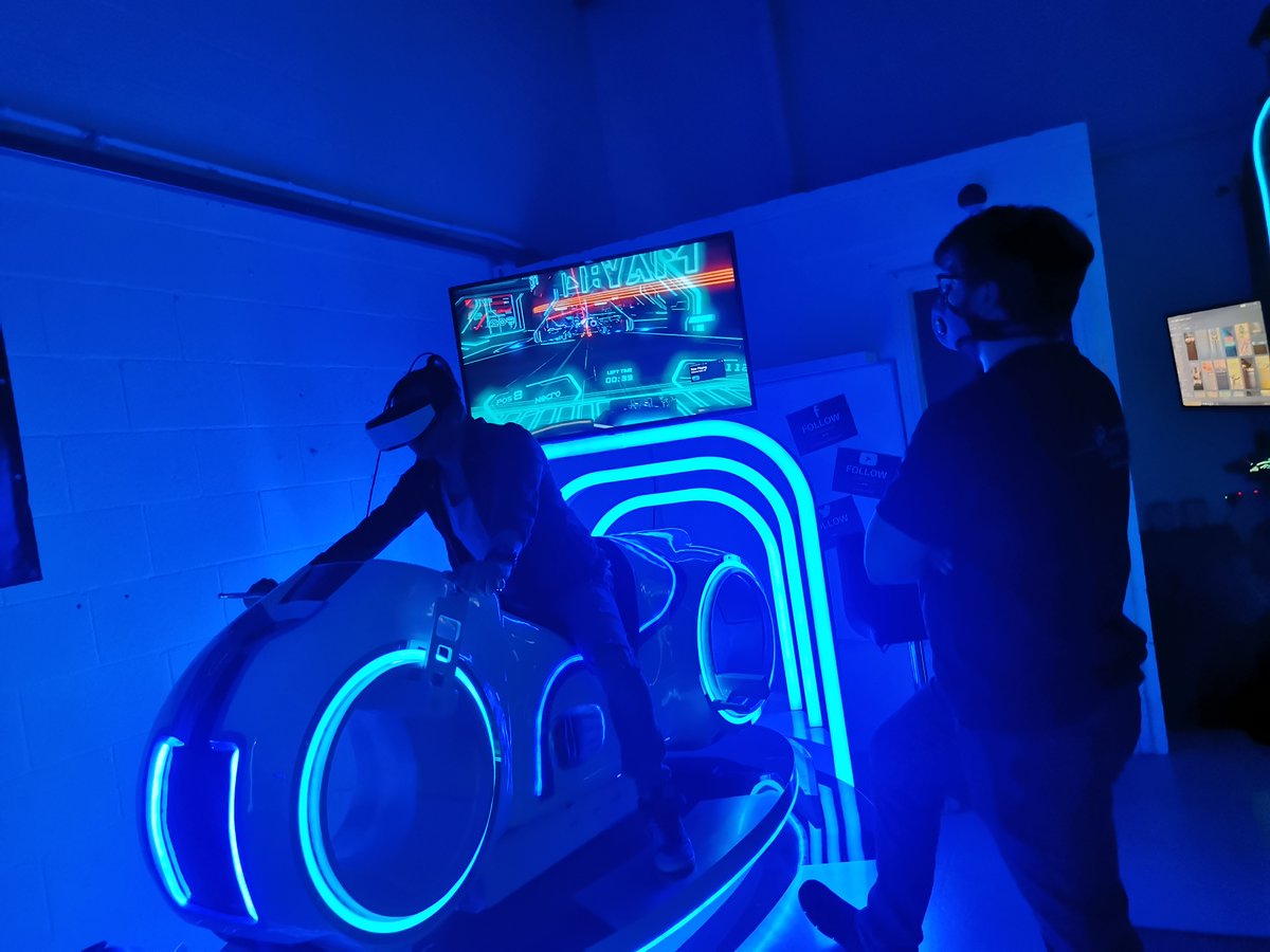 VR_HERE_'s tweet photo. Its the start of a new week and we are ready to welcome all of our VR Fans!
Want to experience Virtual Reality? We are OPEN today so head to our website for availability or give us a ring on 0151 528 6486!
#vr #vrhere #liverpool #thingstodo #happymonday #newweek #dayouts #gaming https://t.co/trzbzTveE3