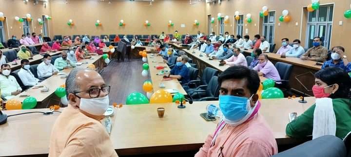Bjp4Mainpuriup's tweet photo. #ManKiBaat 
#modikesath
@PRADEEP_BJPMPI @narendramodi https://t.co/dQ4ZVn4vAD