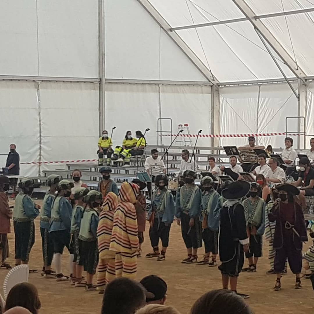 Ball de Marcos Vicente 2021 al Carrer de la Festa
Moltes gràcies per tot @BravoFont ❤❤