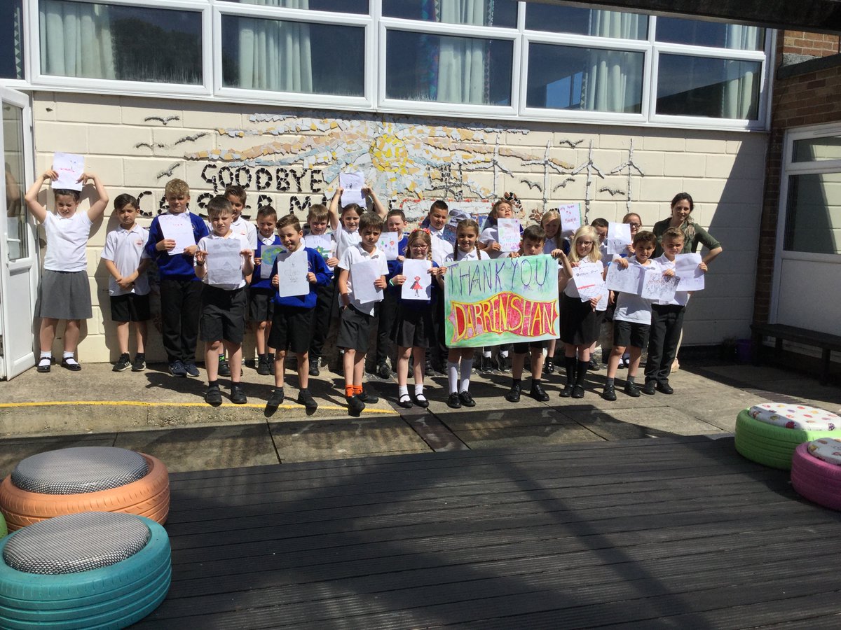Mrs McGarry-Homer and the children of 4MW want to say a huge thank you to Darren Shan (<a href="/darrenshan/">Darren Shan</a>) for all the help and inspiration you’ve given us! The children are holding some of the stories they’ve written since we started reading your books