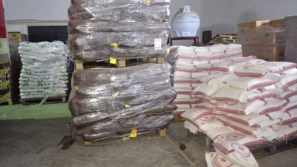 في تكامل وتعاون بين جمعيات المنطقة
#استقبلت <a href="/bir_aboarish/">الجمعية الخيرية بأبي عريش</a> عدد ٧١٤ سلة غذائية لمستفيدين الجمعية من الأشد إحتياجاً من مستفيديها وذلك بدعم <a href="/Ber_Jazan/">جمعية البر بجازان</a> من بر جازان سائلين الله تعالى أن يجزيهم خير الجزاء على ماقدموه
<a href="/HRSD_SA/">وزارة الموارد البشرية والتنمية الاجتماعية</a> <a href="/SPAregions/">واس العام</a> <a href="/AlArabiya/">العربية</a> 
#القطاع_الثالث