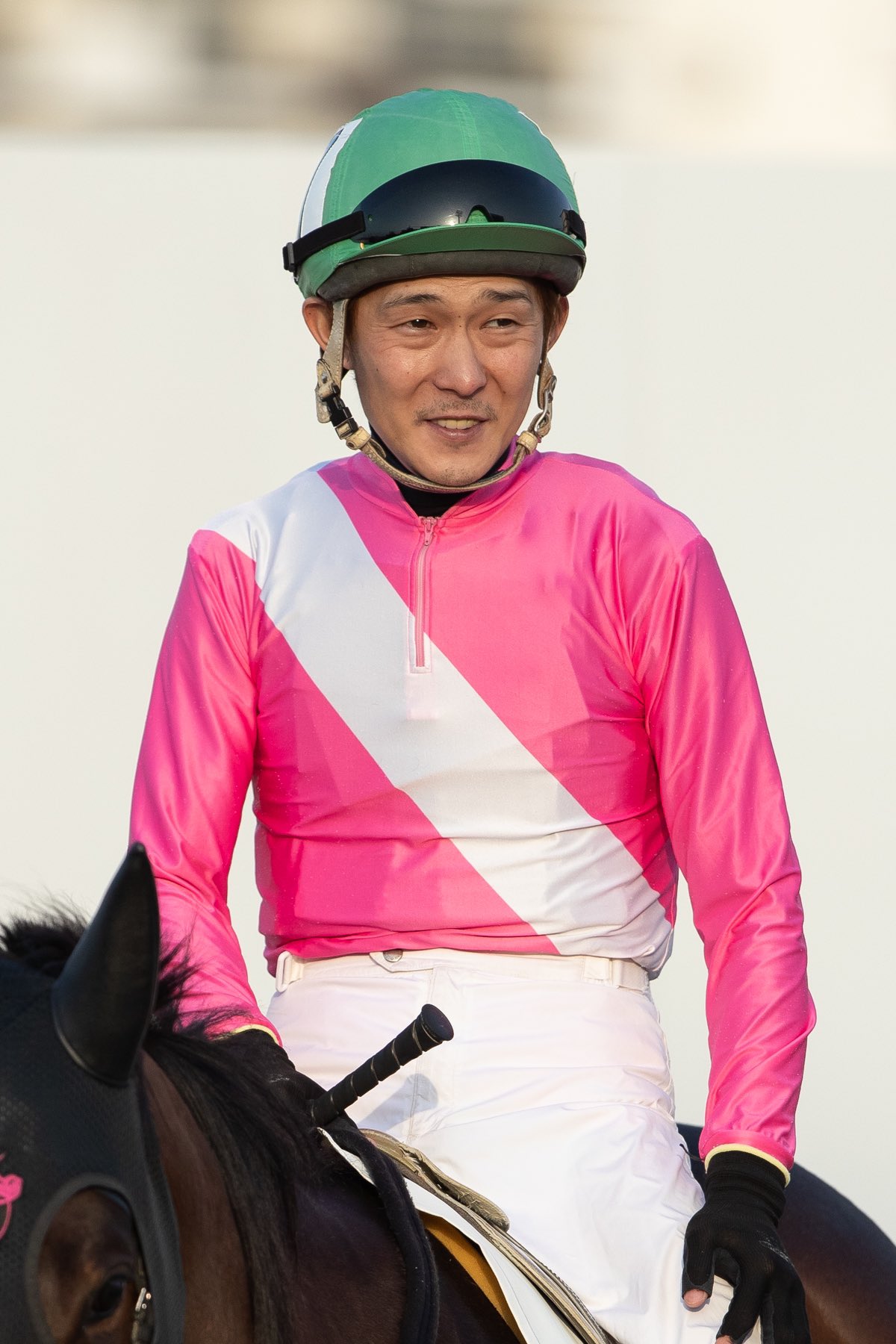 船橋競馬 本日は山口達弥騎手の35回目のバースデー 昨年はエメリミットでダービージョッキーとなり 今年は東京ダービー馬アランバローズの調教パートナーを務めた功労者です エメリミットも準重賞 短夜賞で復活を見せ今後が楽しみ 怪我をせず