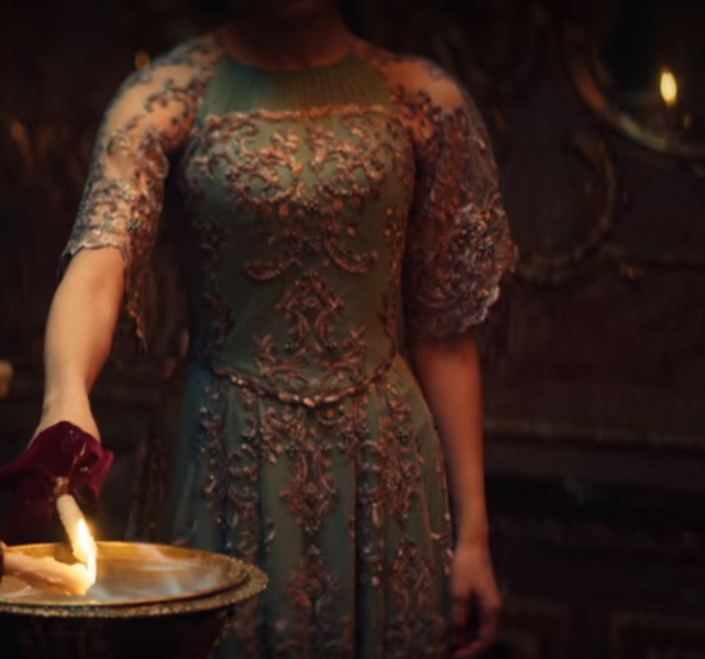 LIW_pride's tweet photo. I'm just a girl,,,,

obsessing over the costumes in The Silver Skates on Netflix 😍😍

The layers?? The textures?? The COATS??? Say more right now!! https://t.co/m8H9ZQ83Fb