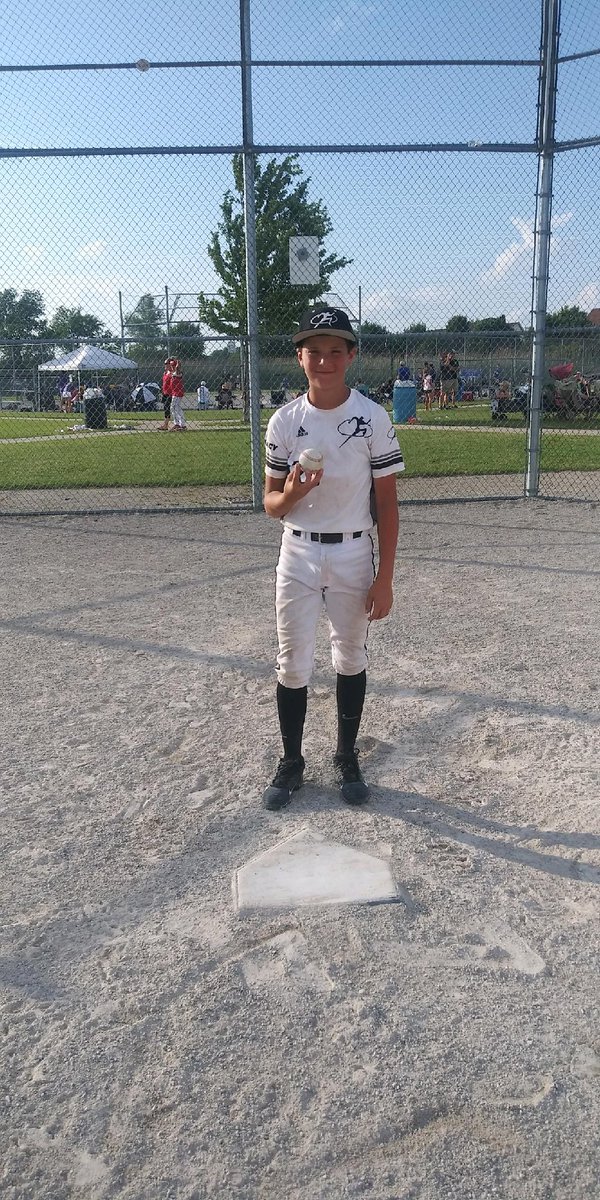 💣#4 on the season‼️ Tie game, let’s go yard. Another good day at the plate. 7-11, 1 2B, HR, 5RBI