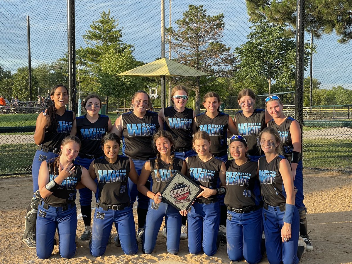 AlyKrogman's tweet image. Keep rolling Wave 14U. Game Day USA Super Regional Champions!
