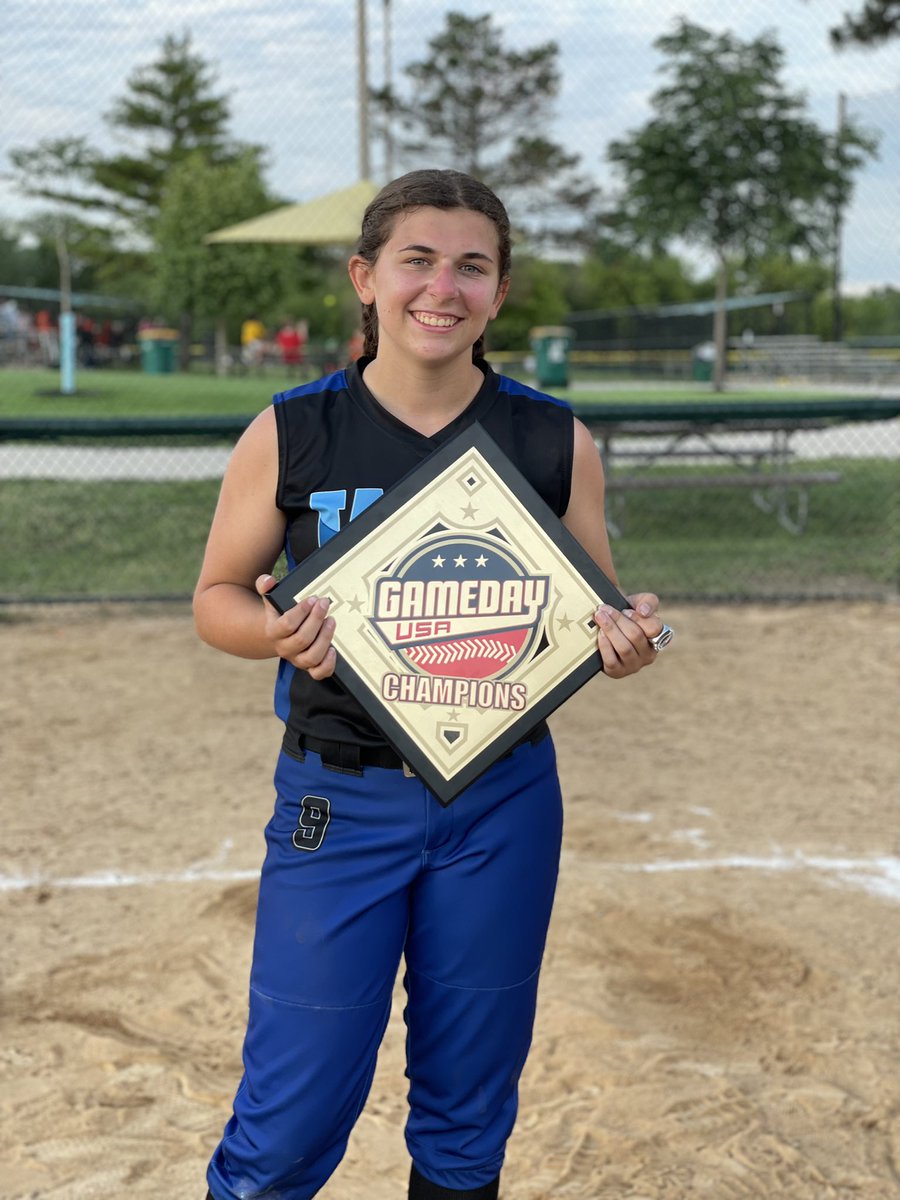 AlyKrogman's tweet image. Keep rolling Wave 14U. Game Day USA Super Regional Champions!