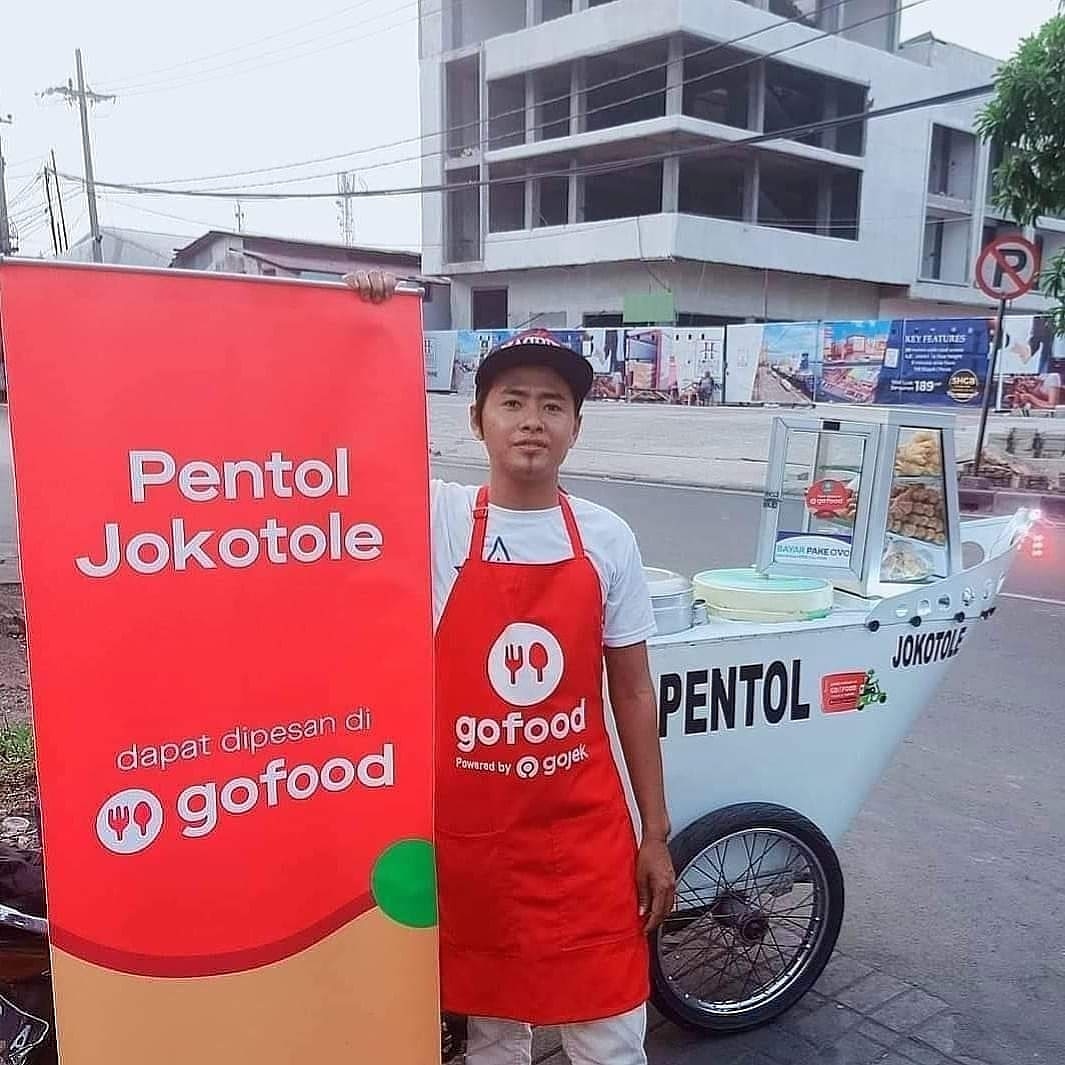 AchmadSupriyad's tweet photo. PENTOL JOKOTOLE

Hari : SENIN.       : Tgl  28  -  JUNI   - 2021
Buka  Jam           : 14:00    -  22:00
#LOKASi  pintu Keluar.. Pombensin
Tempat SPBU pertamina  jl. Gresek Gadukan timur no.01 kemayoran,krembangan,
Dekat pasar P.P.I https://t.co/SvlBG5r653