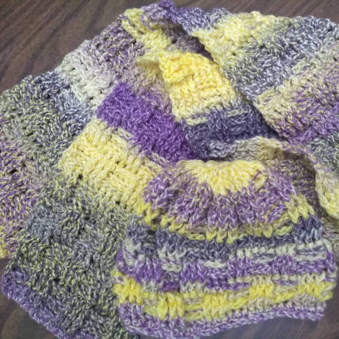 MavenCrochet's tweet photo. Sixty-nine, seventy, seventy-one... The fun continues, here are a few more sets completed this weekend. Closing in on a bonus dozen. 

#crochet #uncinetto #hatsandscarves #hatandscarfset #makeandgive #ilikegiving #createwithyarn #yarncrochet #creativelifehappylife https://t.co/PdvcZ0Q9T4