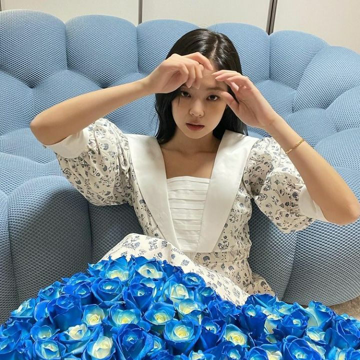 SatyaTuwuh's tweet photo. Hai!!! 

Mutualan? Like/rt
Fambest? Kuy langsung dm

Sama ajarin gw main Rp twt :) 
 #roleplayerindonesia #JENNIE #roleplayerkpop #roleplayaccount https://t.co/4cGi2A0S19