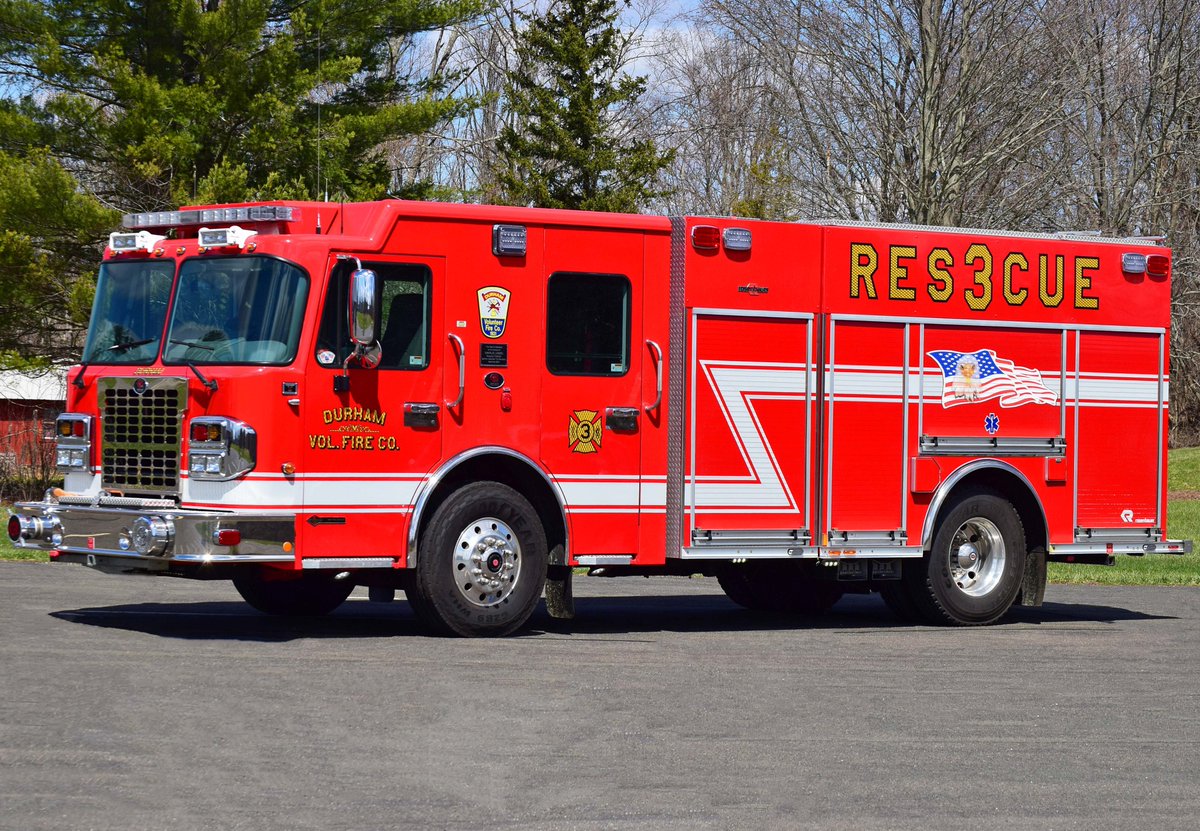 ZacksFireTrucks's tweet photo. Here's the fleet of the Durham, CT VFC from back in April 2018: (1/2) https://t.co/4jy1G4buqe