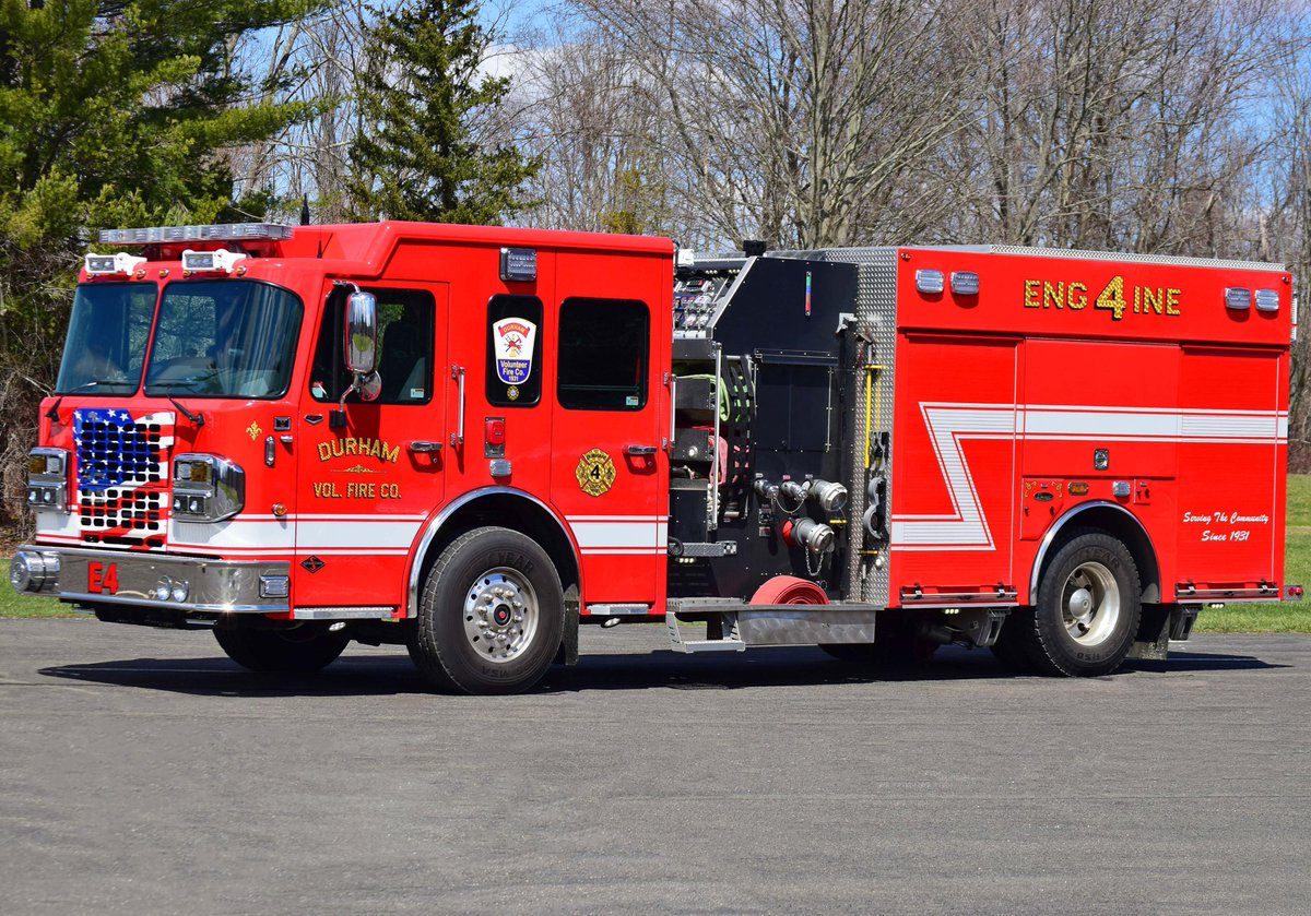 ZacksFireTrucks's tweet photo. Here's the fleet of the Durham, CT VFC from back in April 2018: (1/2) https://t.co/4jy1G4buqe