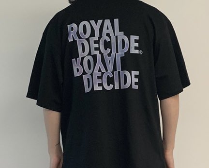 衣料ブランドを発売準備中です!