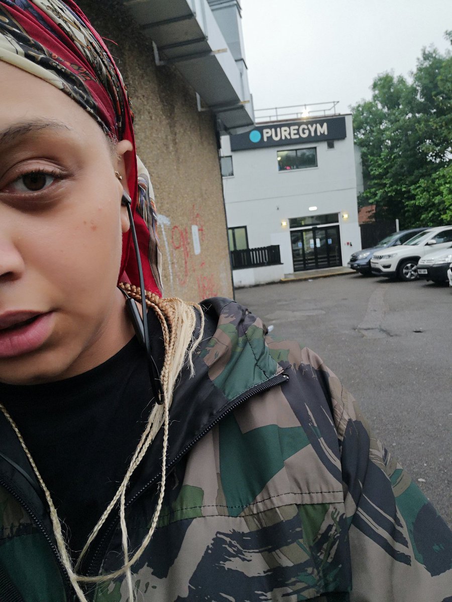 corrine_leandre's tweet photo. Start Monday right!

Go watch my latest upload on my YouTube channel!

Link is in my bio!
#FitnessMotivation https://t.co/tUITTkHECT