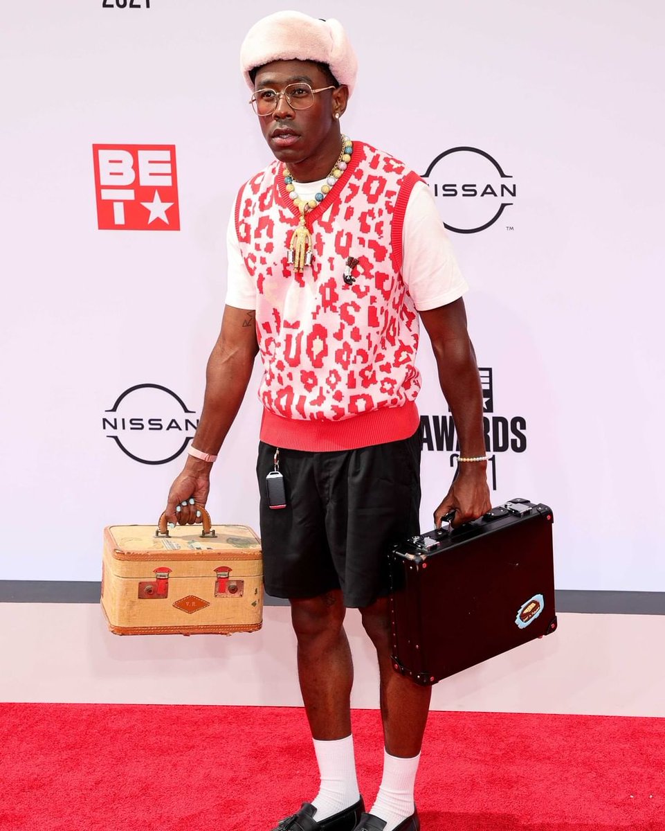 world24ads's tweet photo. The #BETAwards are in full swing.

#world24ads https://t.co/N0aO2R89du