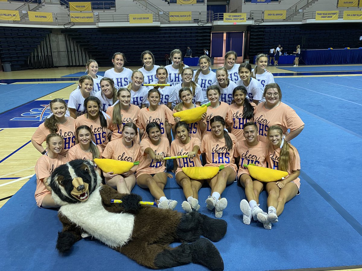 Day 2 = More success
JV, Varsity, and Bailey the Badger all won spirit sticks!
Varsity - Superior Cheer Evaluation
Varsity Jump Off Winner- Sam Zmolik
JV Jump Off Winner - Neely Miller
And 
Mascot Jump Off Winner - Bailey the Badger!!