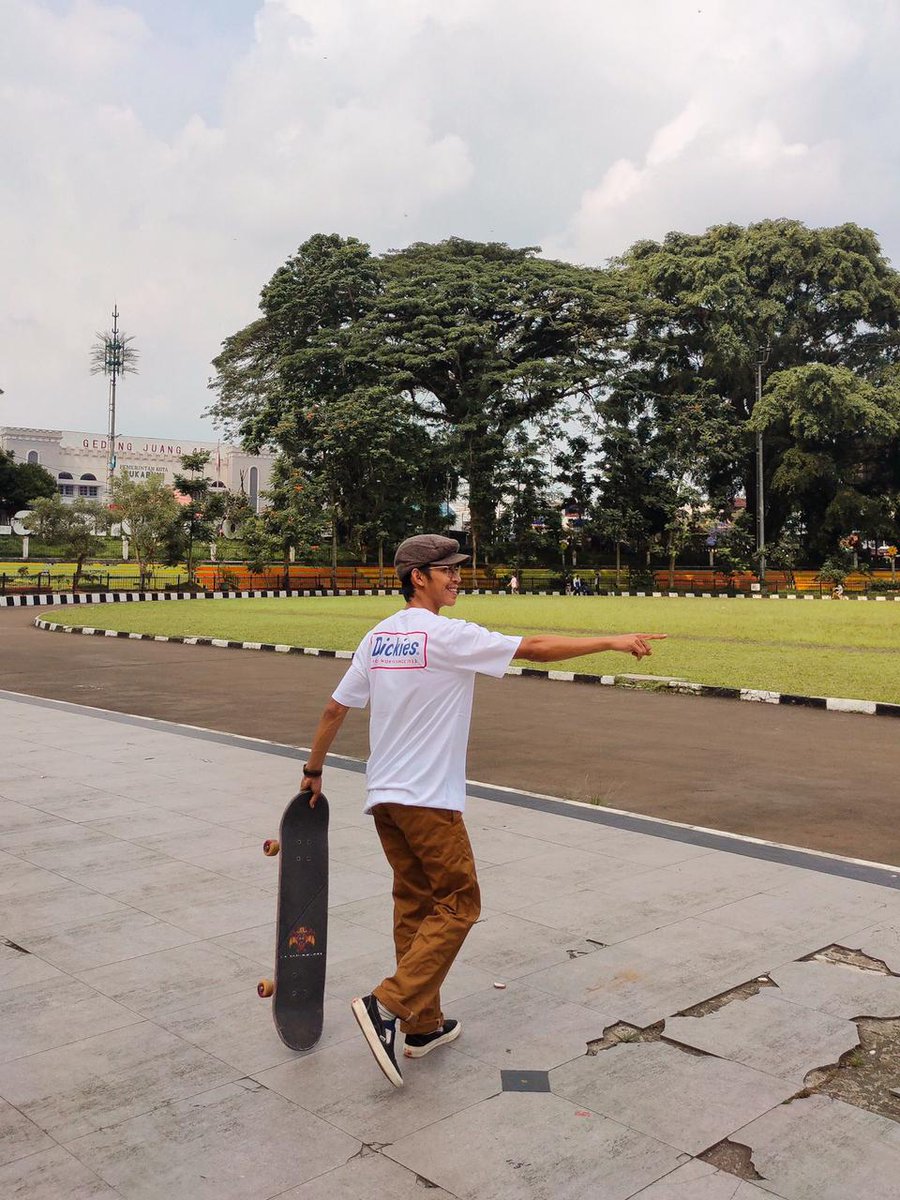 DICKIES INDONESIA tweet media