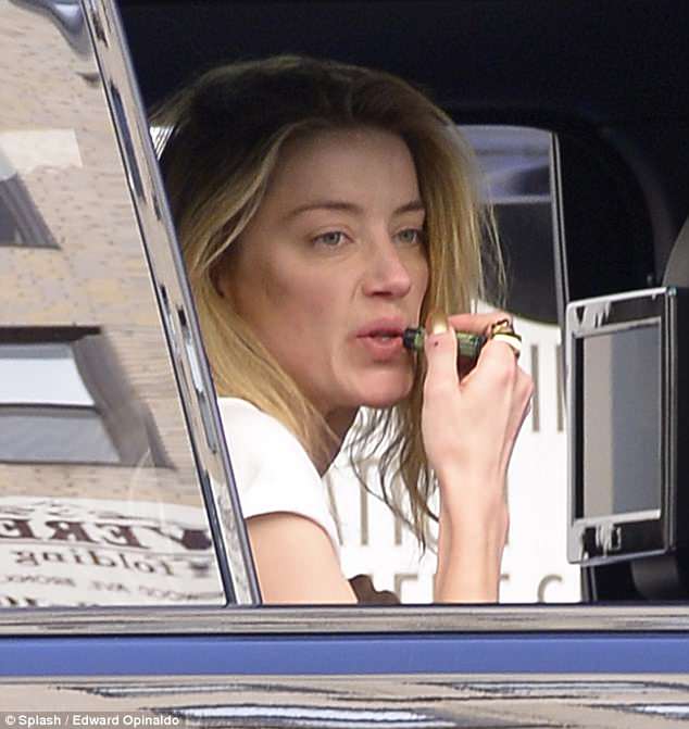 Though injections are HIGHLY suspected, there are notes Amber Heard has a problem picking at her dry lips- the drying is said to be due to certain prescriptions she's been taking (specifically Accutane for acne). Picking at chapped lips does lead to bleeding.