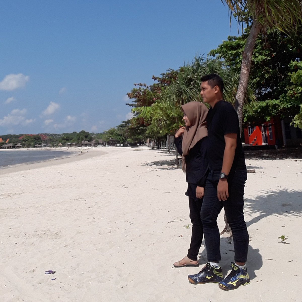 Anisarahapsa's tweet photo. #FotoProfilBaru https://t.co/IcHAak9O5V