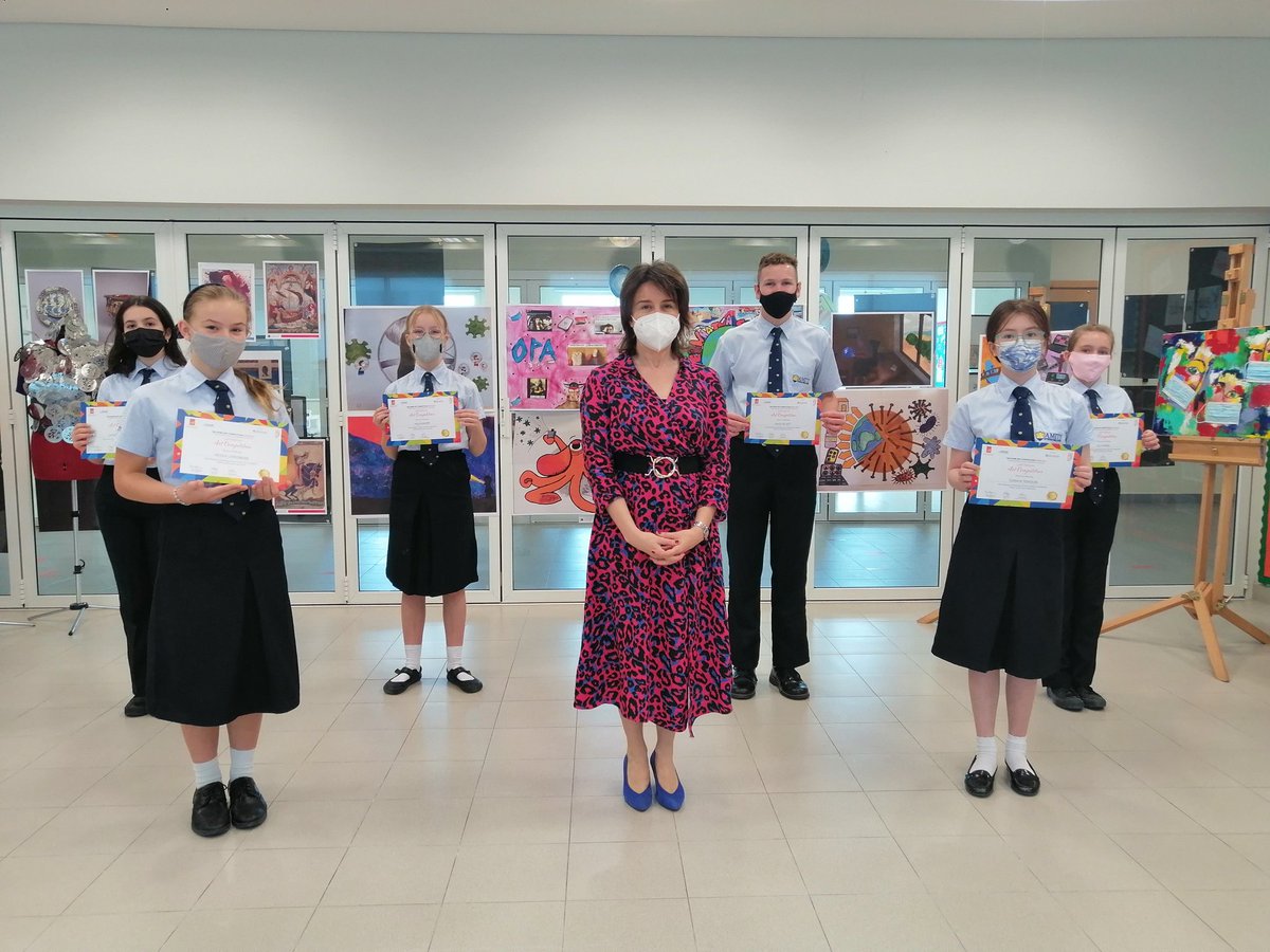 AmityADArt's tweet photo. With our winner Hilla Kauppi Y8 and six of our sixteen shortlisted students who recieved certificates in recognition of their effort and  achievement in the #BSMEorg Art Competition 2021.
#AmityADFineArts
#AmityADNuturingTalent
#AmityADSecondary https://t.co/YOuUizVU0p