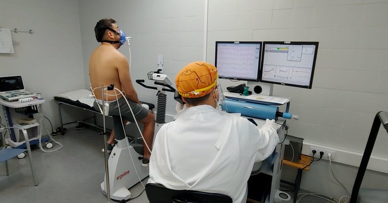 El prestigiós Journal of Cachexia Sarcopenia Muscle publica el treball del grup de recerca del Consorci Sanitari del Maresme liderat pel doctor E. Plegezuelos sobre el deteriorament de l'eficàcia muscular en pacients amb Covid en comparació amb pacients amb MPOC i CI.