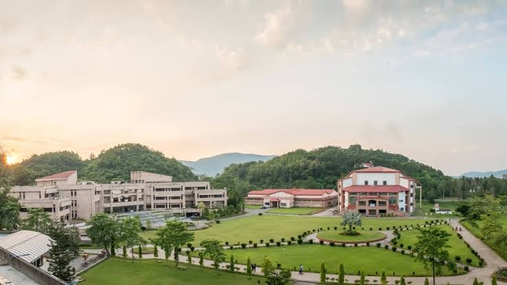 ParthaMohapat12's tweet photo. What else do you need when you have a beautiful campus like this....❤️❤️❤️
@IITGuwahati https://t.co/dXMoXriNXU