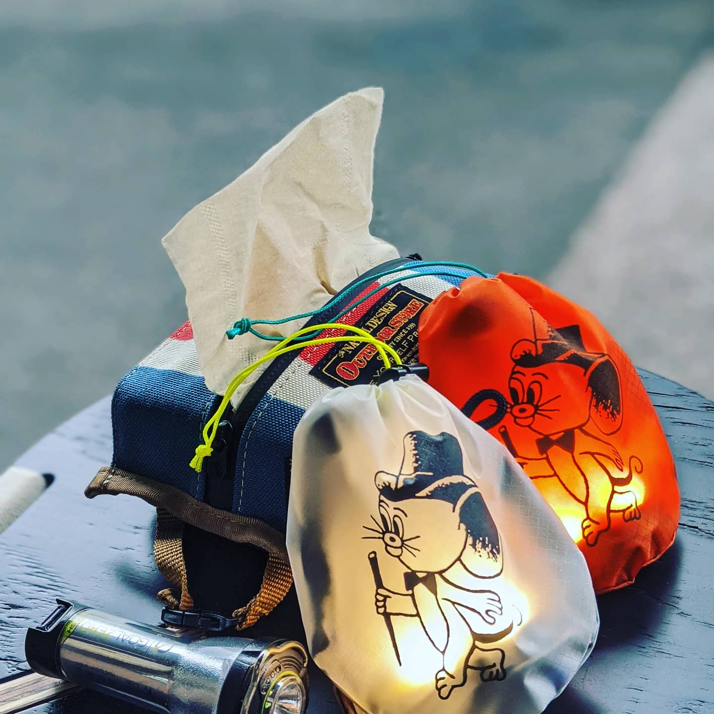 わんくろ Halftrackproducts より Candyと Ballのジェリーマルケス仕様が入荷しました 名前の通り飴ちゃんいれたり野球ボールいれたり ミニランタン入れちゃったり とにかくまぁ使い方は自由 オンラインは7 1より 店頭にて販売中