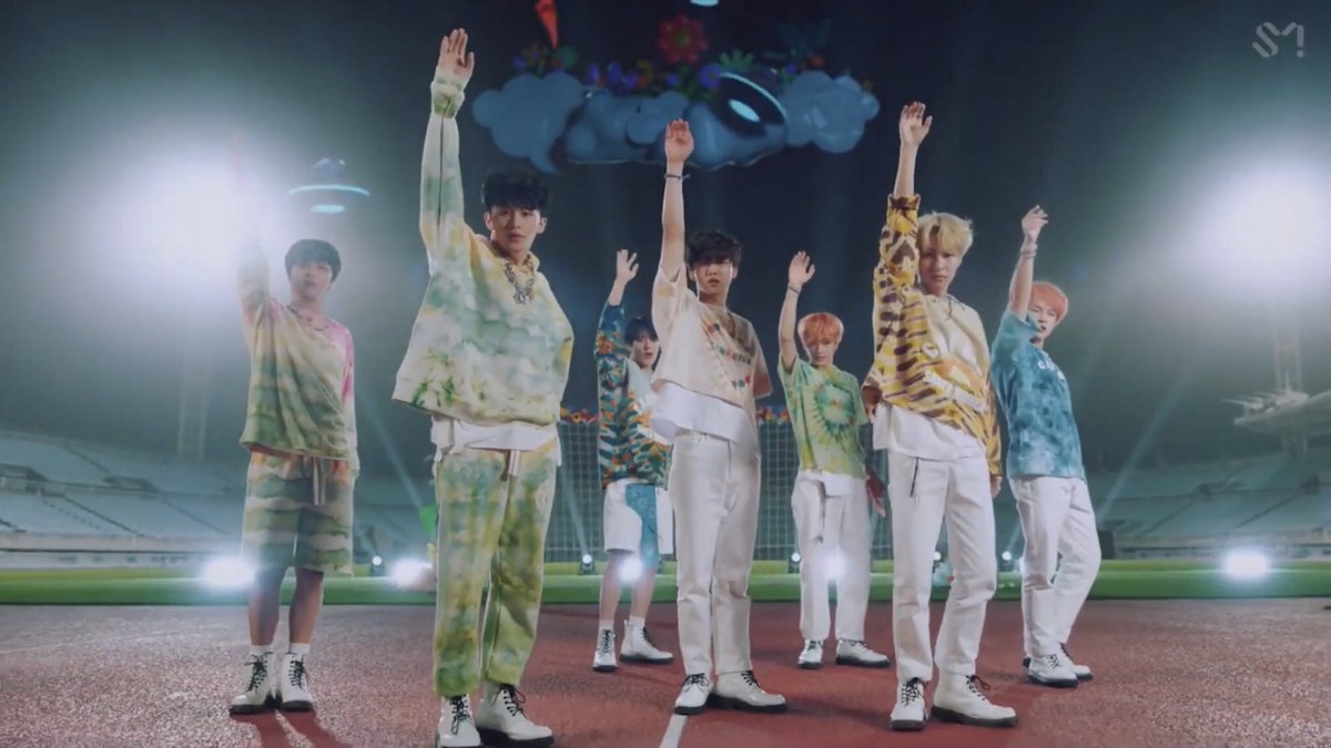 nctmarkarchive's tweet photo. [SCREENSHOT]
210628 - NCT DREAM ‘Hello Future’ MV

💐💫🏕🛸 

🔗https://t.co/7GEZ2FRNiW

#Mark #마크
#マーク #NCTDREAM
#HelloFutureWith7DREAM
#헬로퓨처_시즈니가_기다렸어 https://t.co/qCcQtqeBxU