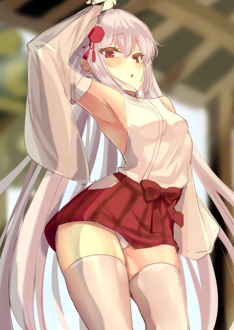 前回ひどい目にあったので今回はラフしっかり目に描く🙃 