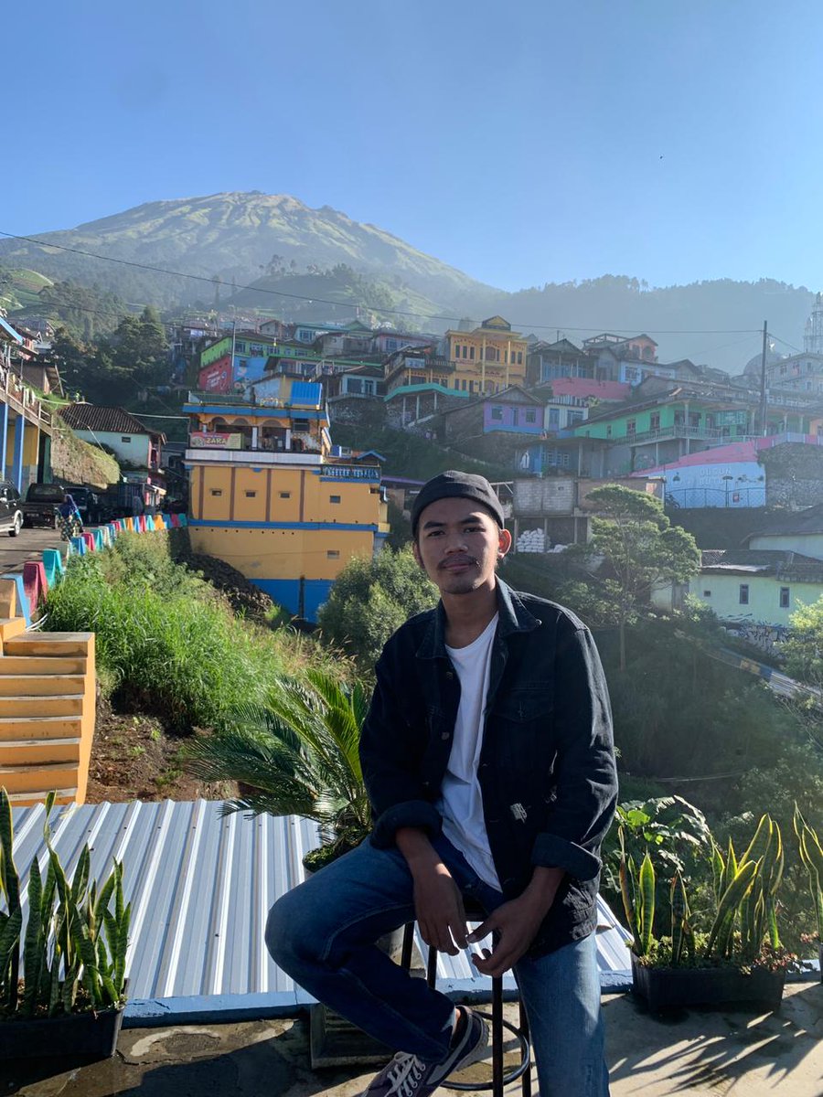 rynnn666_'s tweet image. Lereng gunung sumbing,dusun butuh kaliangkrik Magelang🏞️ #Nepalvanjava