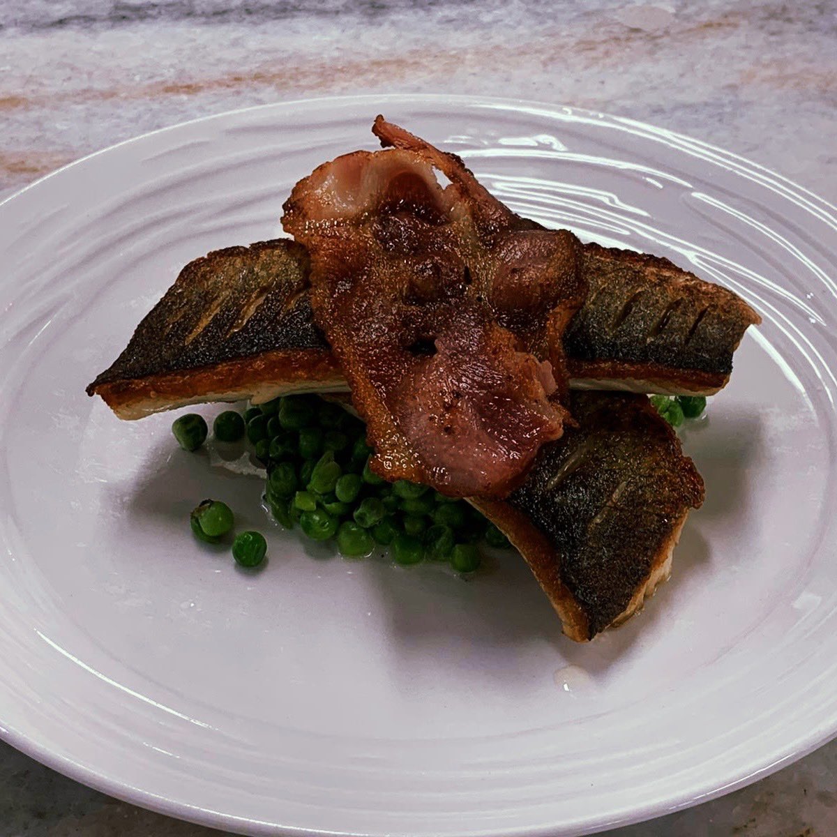 Have a look at some of the GORGEOUS dishes that were whipped up yesterday at our fish class led by the brilliant <a href="/Dangraham21/">Dan Graham</a> 🤩

#fish #fishclass #cookery #seafood #yorkcookeryschool #visityork #york #visityorkshire