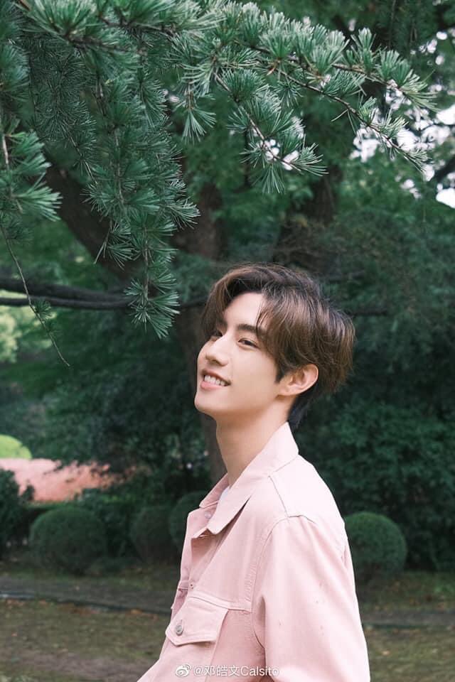 dadaDream_13's tweet photo. MARK TUAN ANESSA
MARK TUAN ROLLACOASTER
MARK TUAN MAGAZINE https://t.co/PPFLKbmJgt