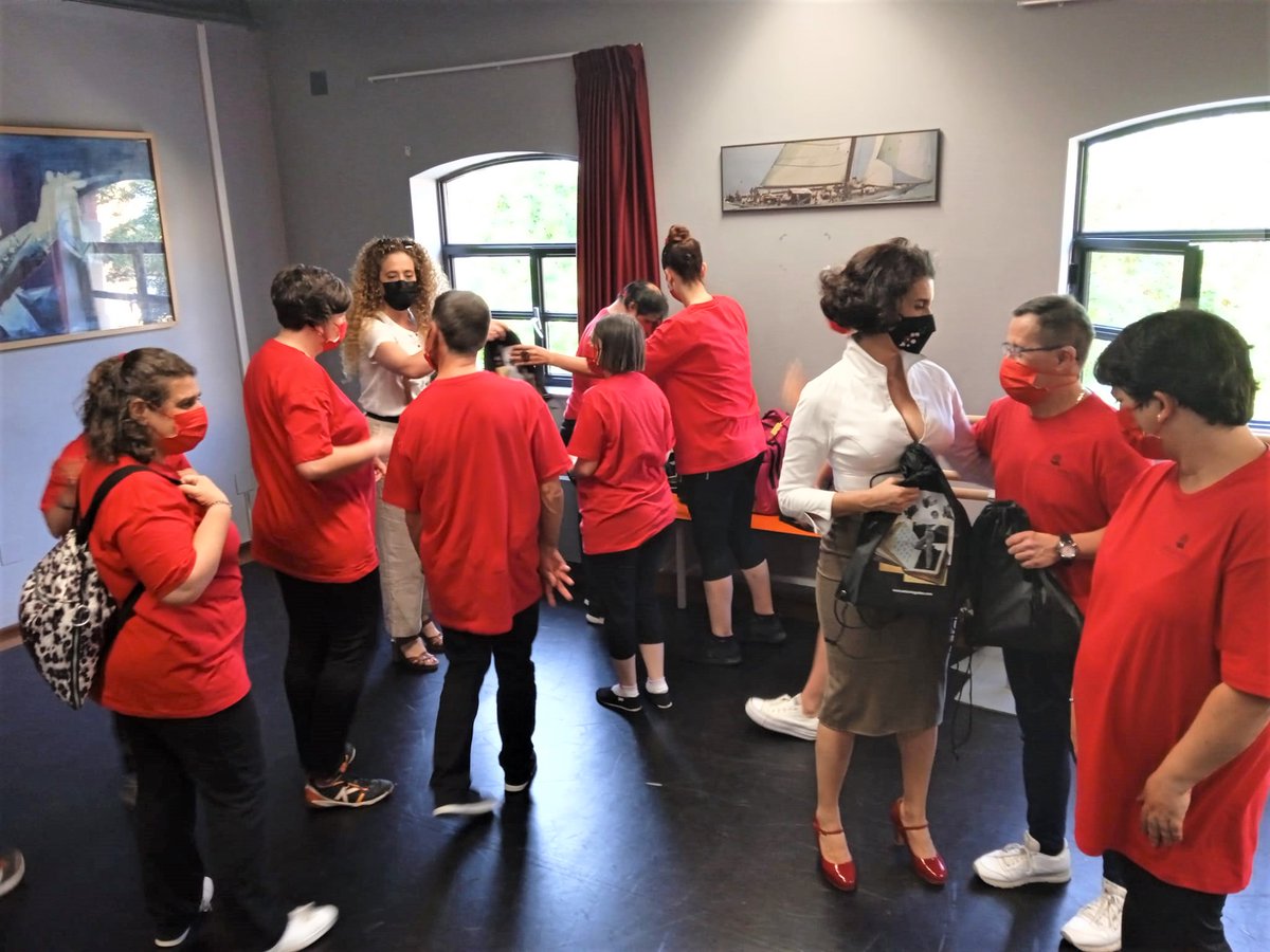 Fundación Esfera tweet media