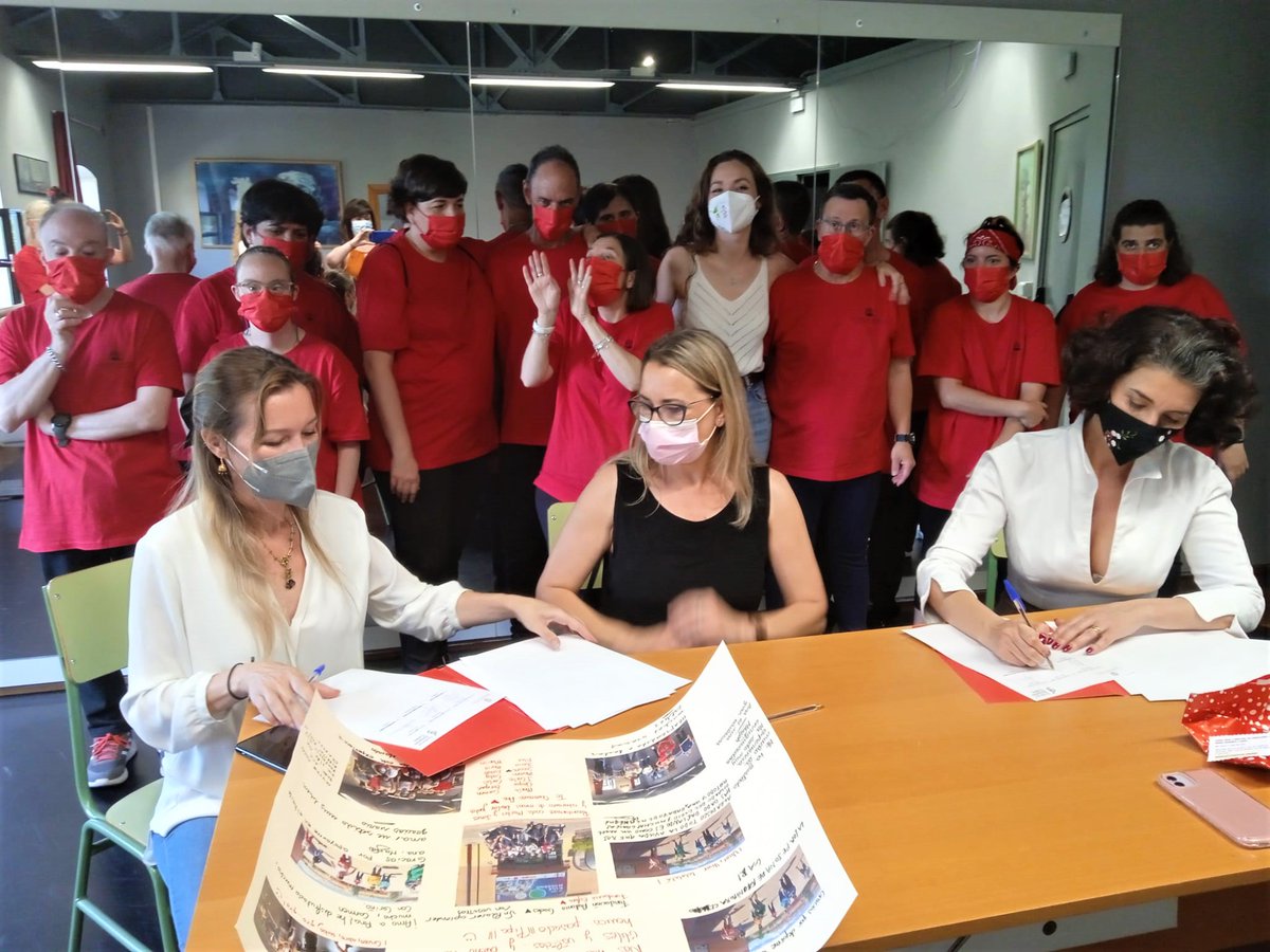 Fundación Esfera tweet media