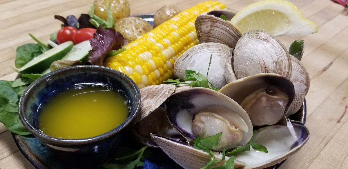 CornerstnMarket's tweet photo. Cornerstone Weekly Specials - https://t.co/qv5m9Zi50B
Cornell Chicken
Steamed Clams
Artichoke Spinach Flatbread Pizza
Mac Salad, Bacon Potato Salad, Cucumber Tomato Salad https://t.co/G15MSzwAtS