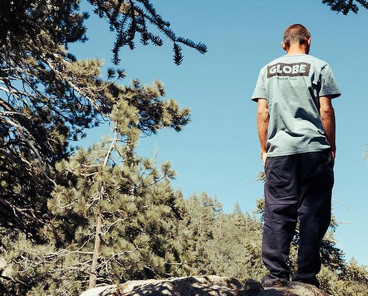 Globe Living Low Velocity Tee - Steel Blue £35 buy-jeans.net/.../globe-livi…... Free UK Delivery 💯👈#Globe #clothing #male #style #summer #ss21 #streetwear #skatewear #FreeUKDelivery