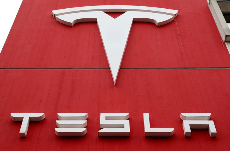 'Moment of Truth for Tesla $TSLA': China Recall a 'Clear Black Eye Moment' Says Tesla Bull streetinsider.com/Analyst+Commen…