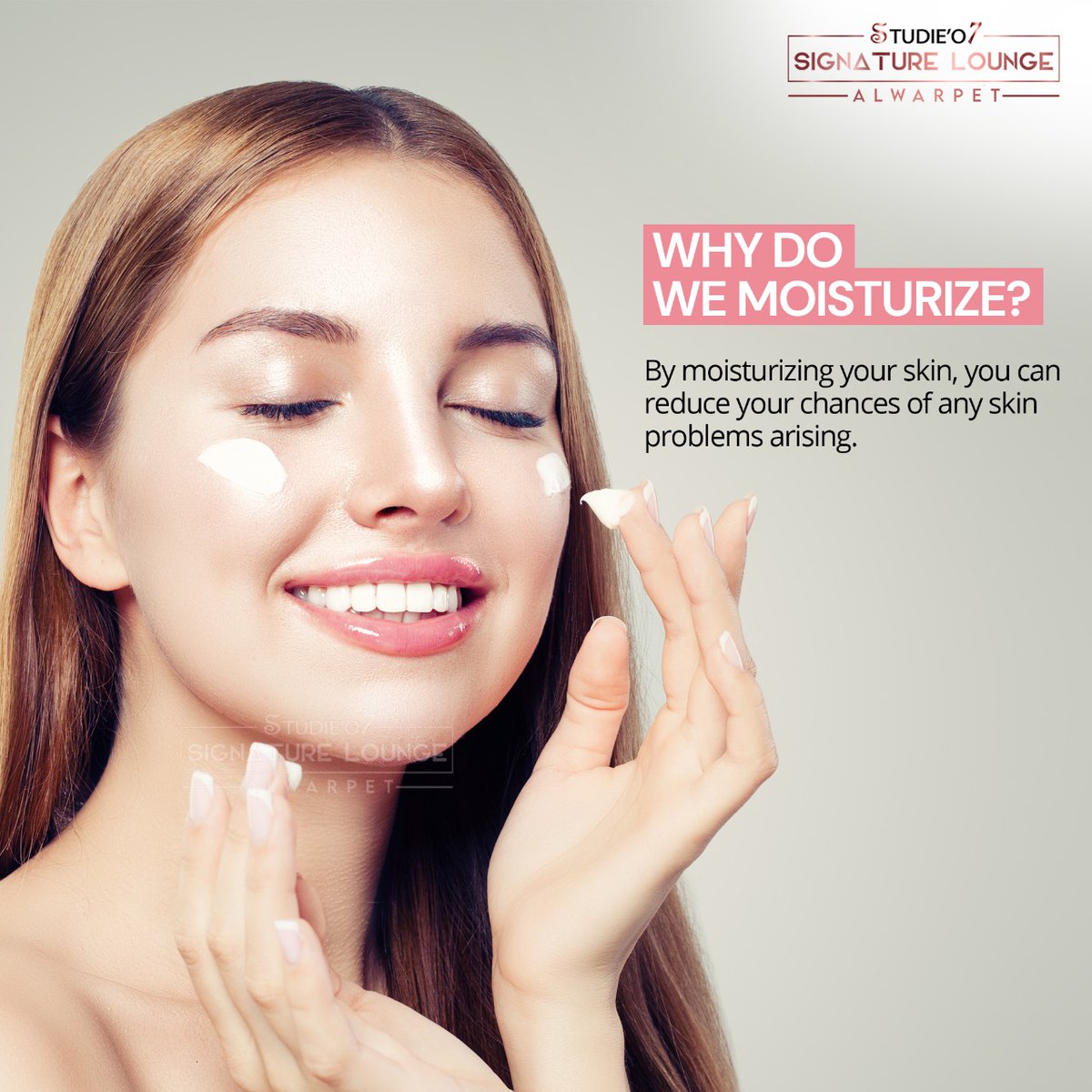 S7SLAlwarpet's tweet image. Moisturizing is an important step to maintain your skin's healthy cells and to protect them from irritation.
.
Call us for queries 044-23455080.
.
#studieo7 #salon #signaturelounge #alwarpet #chennai #safesalon #hygienicsalon #haircut #alwarpet #skincare #moisturize #selfcare